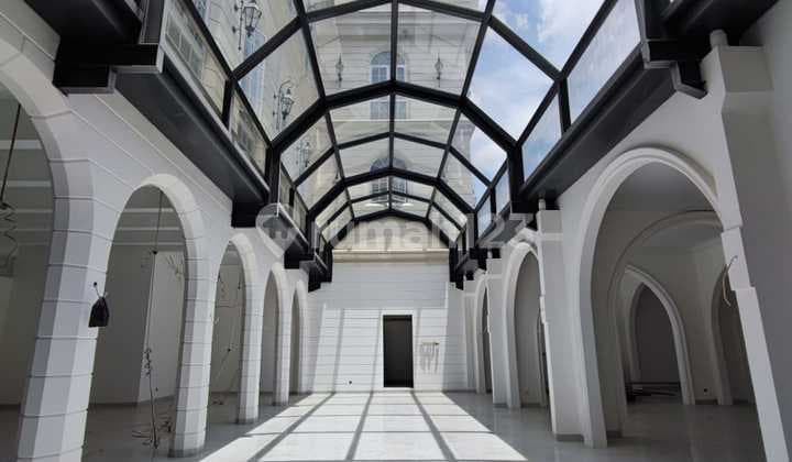 Disewakan Ruang Usaha Mewah Siap Pakai Sayap Pasteur Kota Bandung
