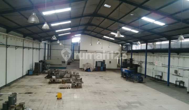 Disewakan Gudang Siap Pakai Tengah Kota Jln. Caringin Bandung