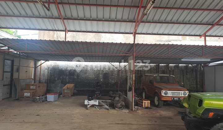 For Sale or Lease Land and Semi-Warehouse Building on Jln. Ciwastra Buahbatu, Bandung City.