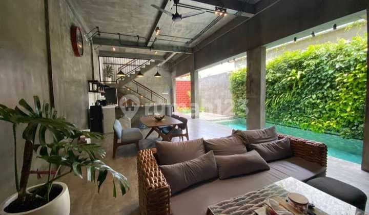 Villa & Guest House For Sale In Uluwatu - Bali