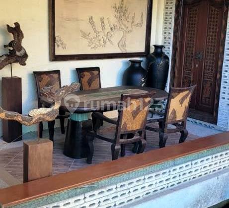 Gedung Galeri Bagus 3420 M2 SHM Batubulan, Gianyar