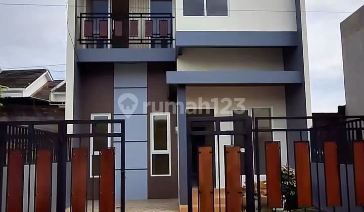 Rumah Baru 2 Lantai di Balearjosari Blimbing - Kota Malang
