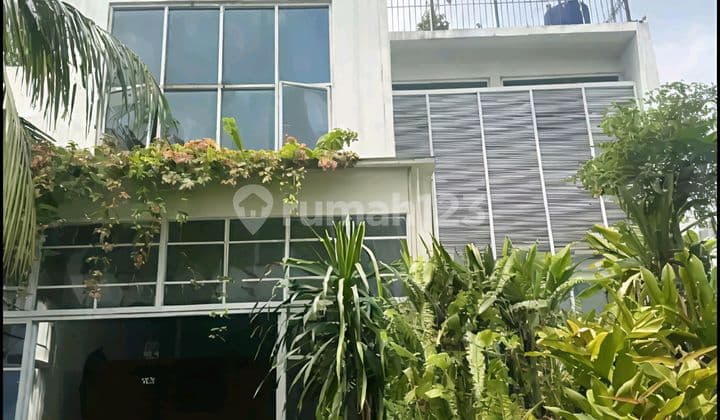 Rumah Mewah Nan Asri Siap Huni Lokasi Strategis Bebas Banjir Di Rawamangun