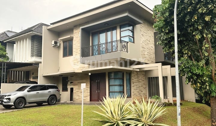 Rumah Cantik Siap Huni Semi Furnish Posisi Hook di Citra Grand Cibubur