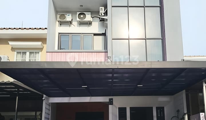 Rumah Siap Huni Lokasi Strategis di Citra Grand Cibubur