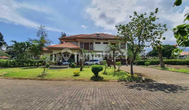 Rumah bergaya eropa di rancamaya