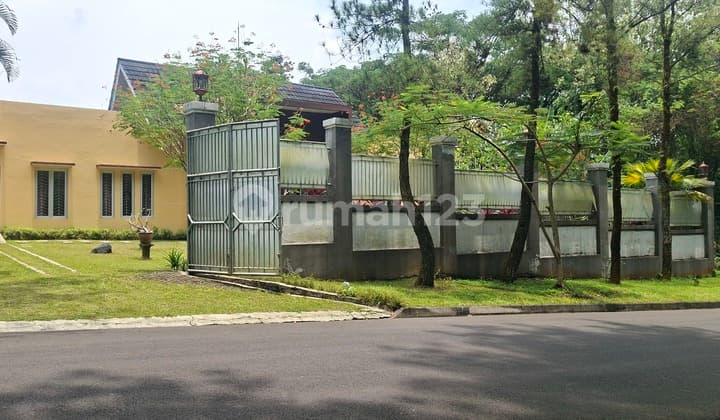 Rumah Dekat Sekolah di Sentul City