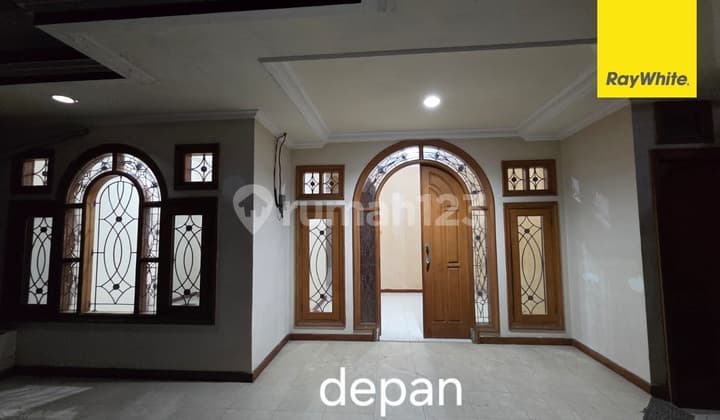 Disewakan Rumah di Tenggilis Mejoyo Surabaya