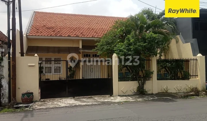 For Sale SHM House in Jolotundo Baru Surabaya For Sale SHM House in Jolotundo Baru Surabaya