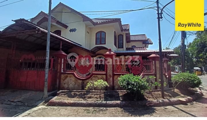 For Sale Cipta Menanggal House Surabaya