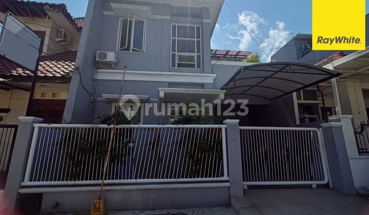 Dijual Rumah 2 Lt SHM di Rungkut Asri Tengah Surabaya Dijual Rumah 2 Lt SHM di Rungkut Asri Tengah Surabaya