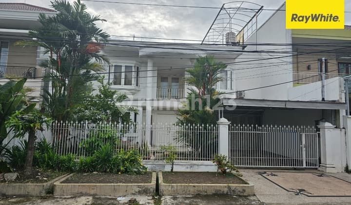Dijual Rumah 2 Lantai di Kertajaya Indah Tengah Surabaya