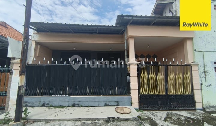 Disewakan Rumah Murah di Pucang Anom Surabaya