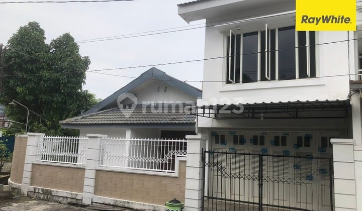For Sale Freehold House in Baruk Utara, Rungkut, Surabaya For Sale Freehold House in Baruk Utara, Rungkut, Surabaya