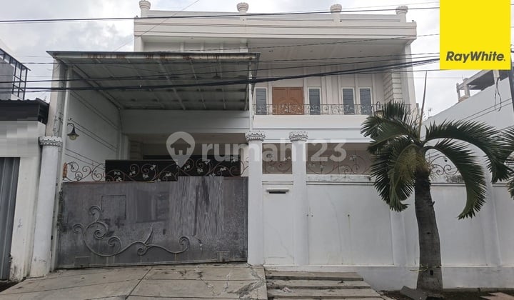 Dijual Rumah 2 Lantai di Manyar Rejo Surabaya
