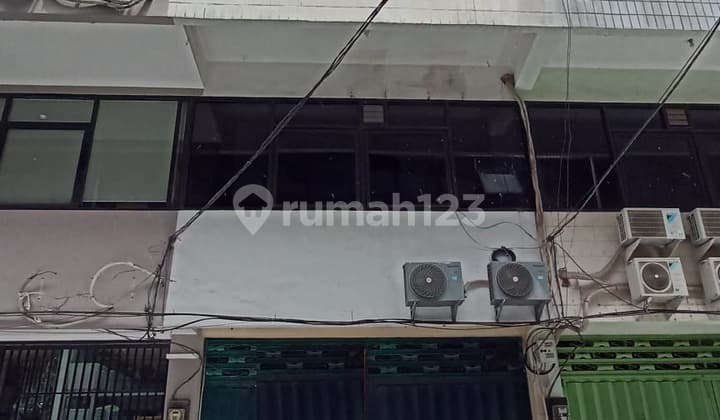 Dijual Ruko 4 lantai di Komplek RMI Surabaya