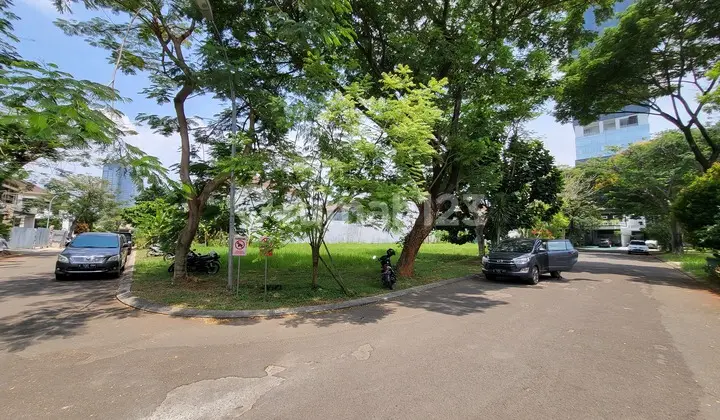 Land parcel for sale, ready to build, corner position (HUK), in the Aurora Cluster, Sutera Renata, Alam Sutera. Kunciran. Pinang. Tangerang, Tangerang.