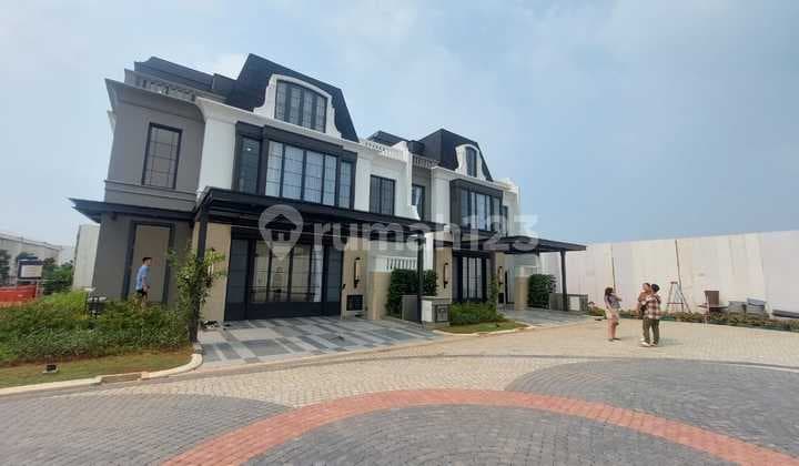 Bellefont East, Rumah Mewah Design Elegan Eksklusif di Spring Gading Serpong