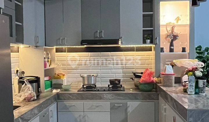 Dijual Rumah + 2 Kontrakan Dekat Jln Radar Auri