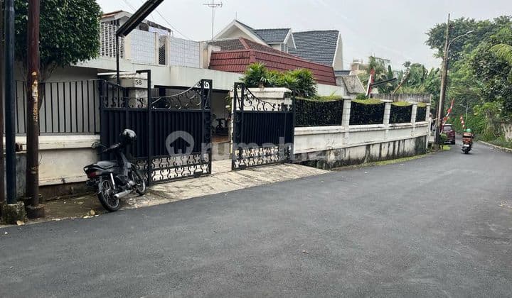 Rumah Di Simprug, Dilingkungan Elite (ny)