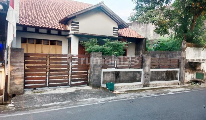 Rumah Bagus Terawat Dekat ke Kampus Ums di Solo