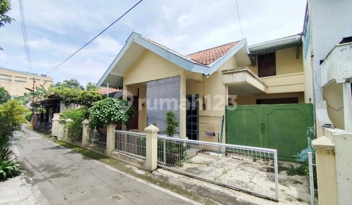 Rumah Nyaman Strategis Dekat Mall dan Kampus di Laweyan