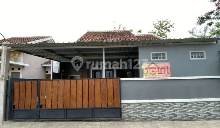 Nice Comfortable Ready-to-Live House, Gatak, Sukoharjo.