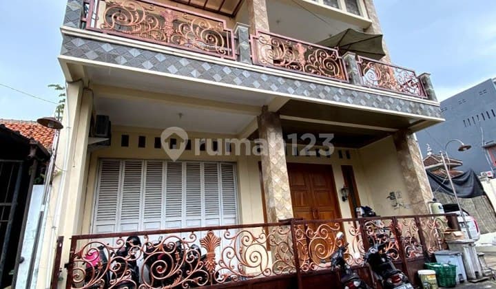 Rumah Mewah 2lt Nyaman Plumbon Mojolaban Sukoharjo