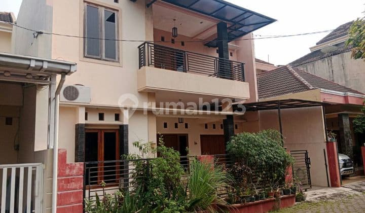Rumah Hunian Tengah Kota Dekat Graha Saba Sumber Solo