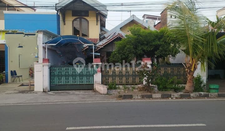 Rumah Second Aman Nyaman Strategis di Solo
