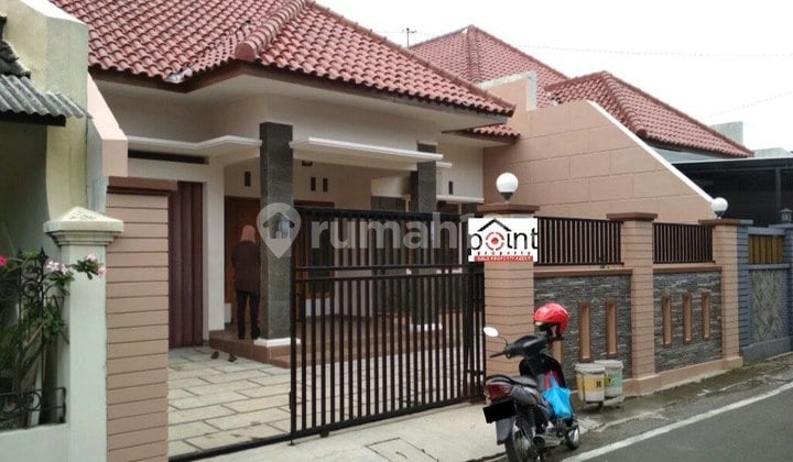 Rumah Mewah 1 Lantai Strategis di Kerten Solo
