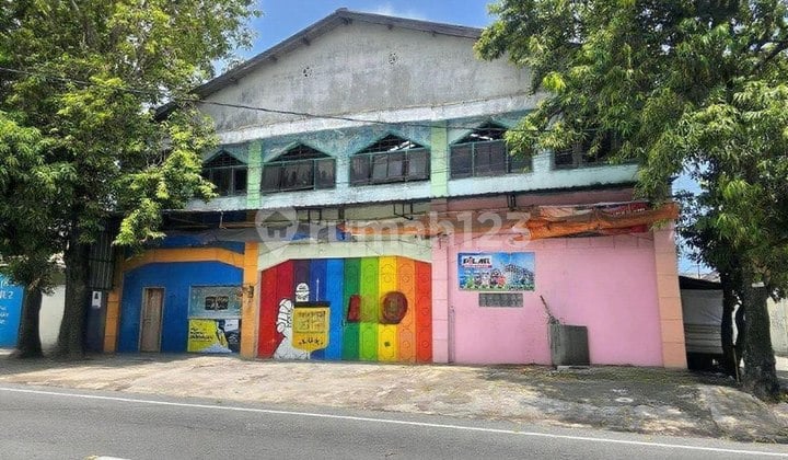 Gudang 2lt Strategis Tepi Jln Raya Di Sumber