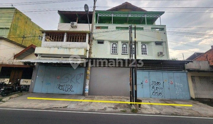 Rumah Luas 3lt Strategis Pasar Kliwon, Solo Kota