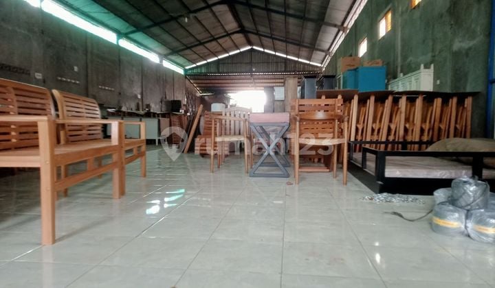 Strategic Ready-to-Use Spacious Warehouse in Sukoharjo