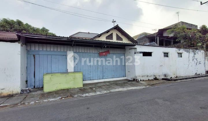 Rumah Strategis 383m² Dekat Pasar Jongke Surakarta