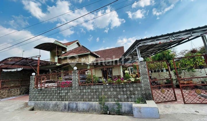 Rumah 2lt Bagus Dan Luas Di Perkampungan Boyolali