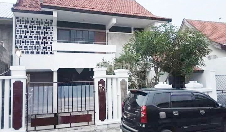 Rumah Kokoh Terawat Strategis Di Tengah Kota Solo