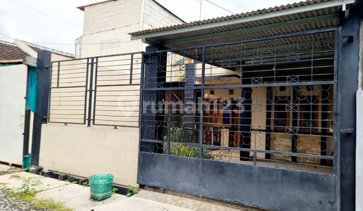 Rumah Second Nyaman Strategis di Gedongan Clmdu