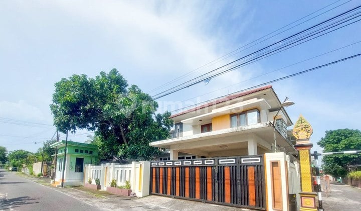 Rumah Mewah 2 Lt Luas Nyaman Siap Huni Di Klaten