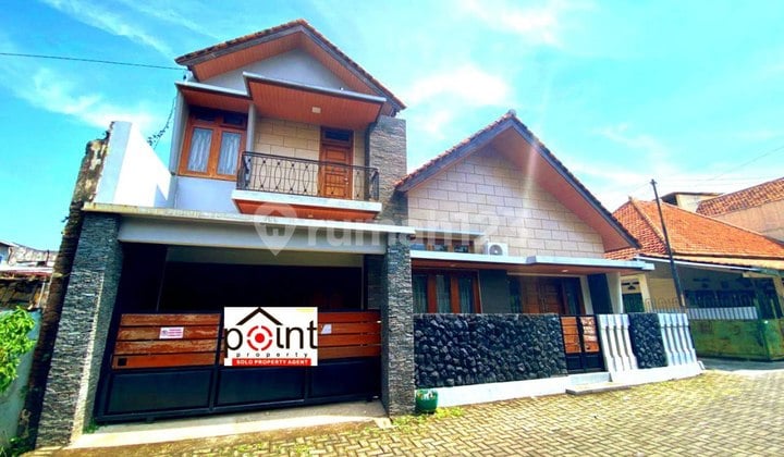 Rumah Mewah 2 Lt Plus Furnish Tengah Kota Solo