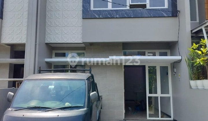 Rumah Baru 2Lt Strategis di Penumping Solo
