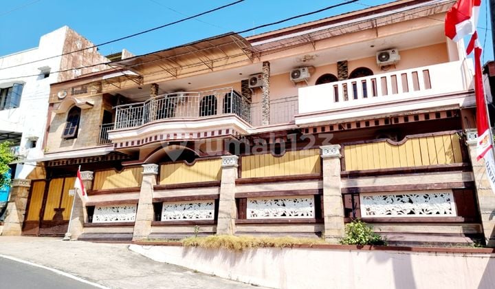 Rumah Kost EKLUSIVE 2.5 Lt Dekat UNS Solo