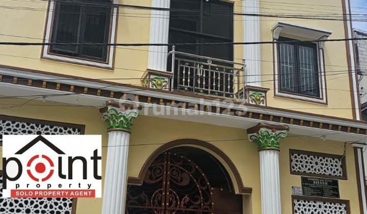 Kos Kosan Eksekutif Strategis Dekat Kampus Uns Di Surakarta