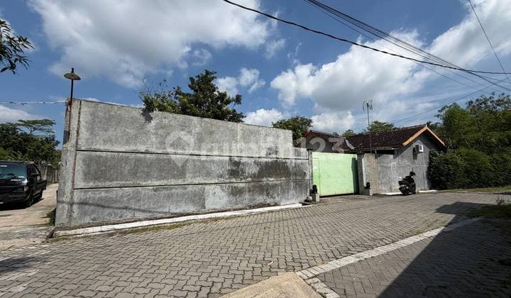 Rumah Nyaman Hitung Tanah di Gedongan Colomadu