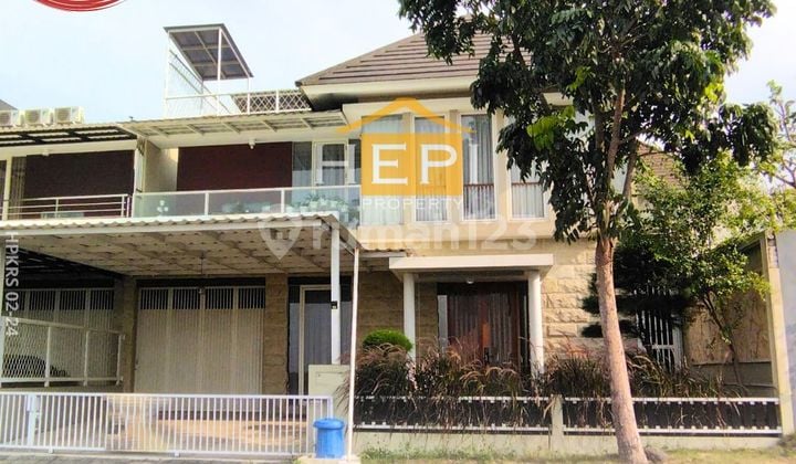 Luxurious 2-Story House at Citragrand Boulevard Semarang Luxurious 2-Story House at Citragrand Boulevard Semarang