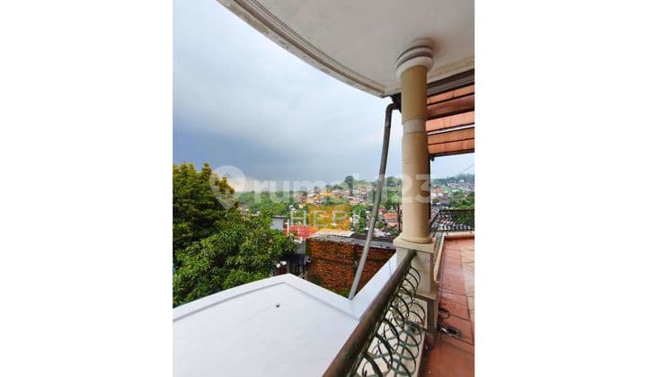 Rumah Cantik View di Siblat Candisari Semarang