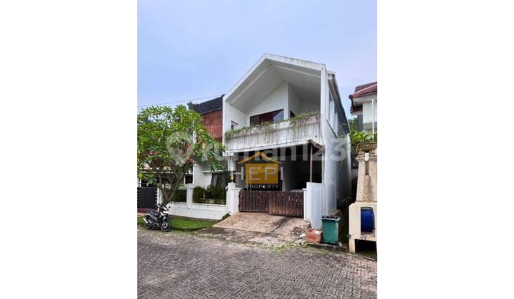 Rumah di Mega Bukit Mas Banyumanik Semarang