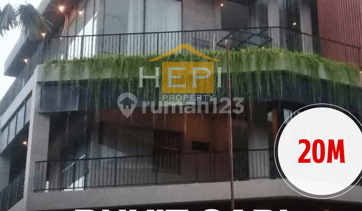 House in Bukit Sari, Tembalang, Upper Semarang