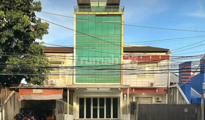 Ruang-Usaha di Tebet SHM Unfurnished 135.0 m²
