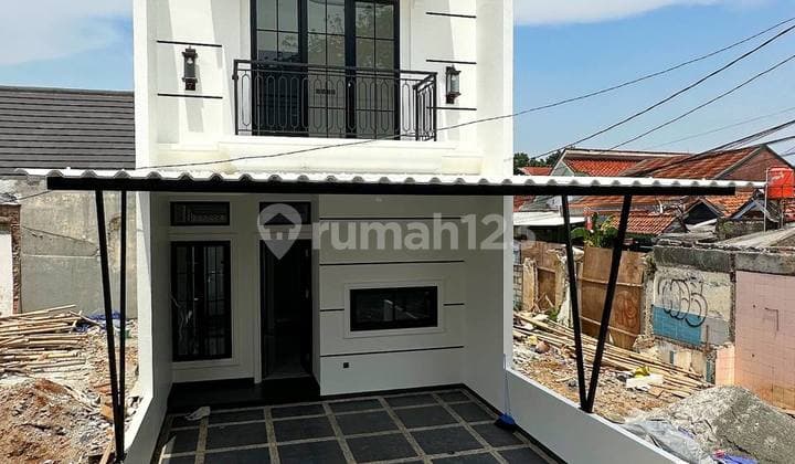 Rumah American Classic Dekat Taman Mini Dan Stasiun Lrt Di Ceger Jakarta Timur